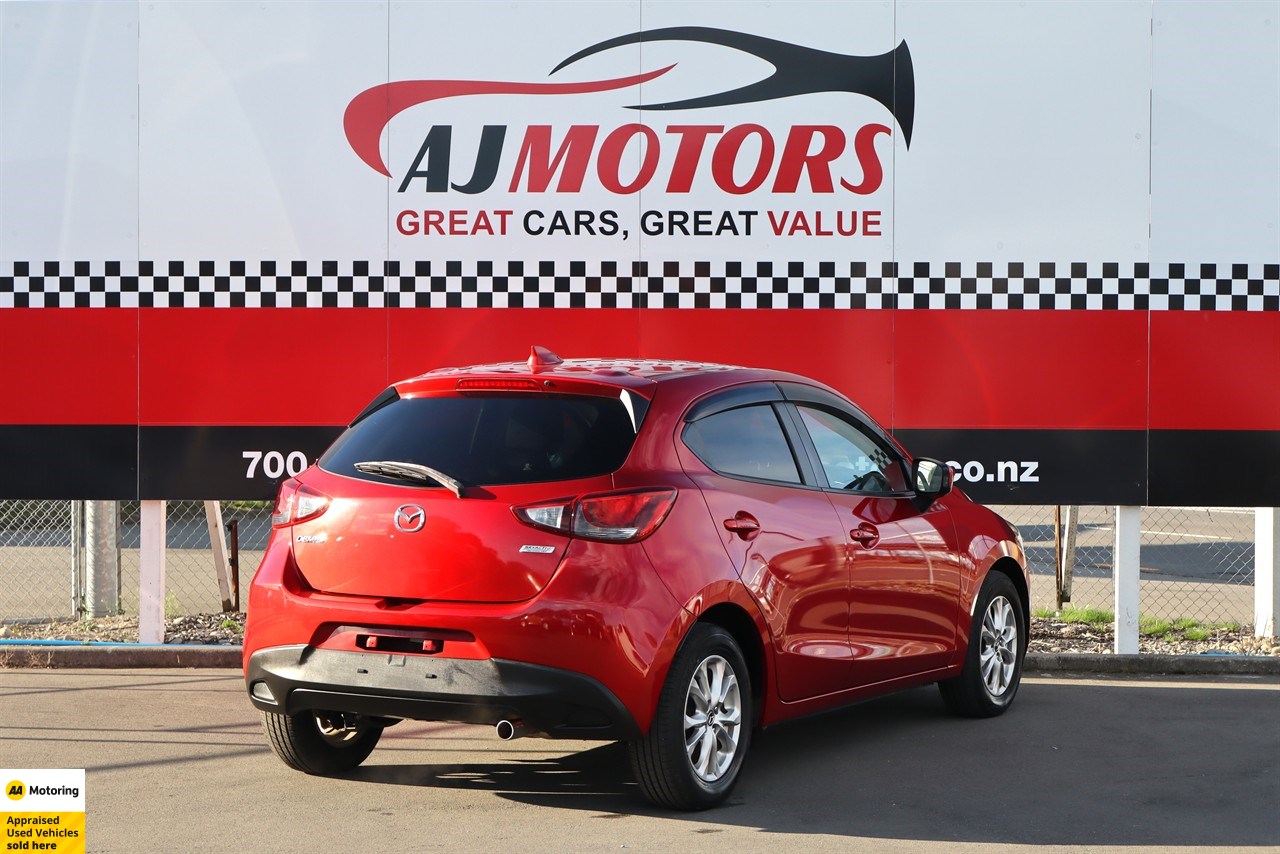 2016 Mazda Demio