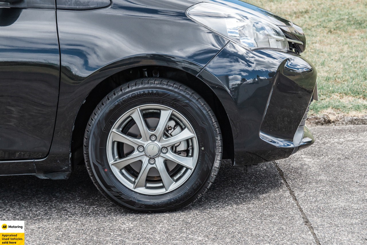 2015 Toyota Vitz