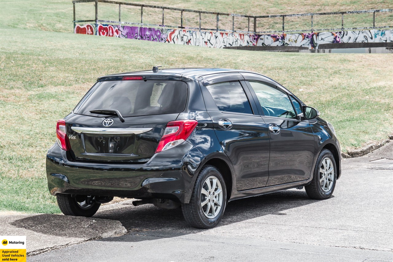 2015 Toyota Vitz