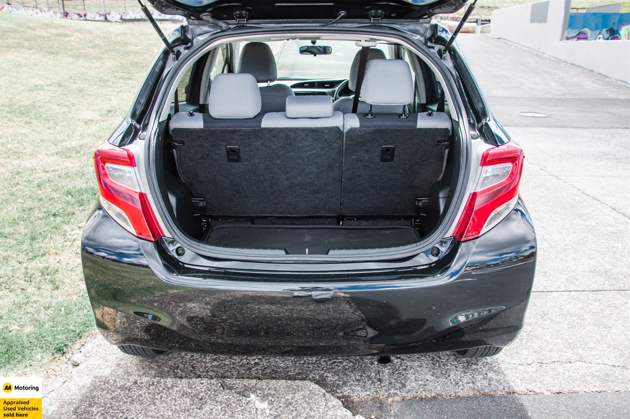 2015 Toyota Vitz