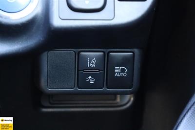 2019 Toyota Aqua - Thumbnail