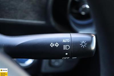 2019 Toyota Aqua - Thumbnail