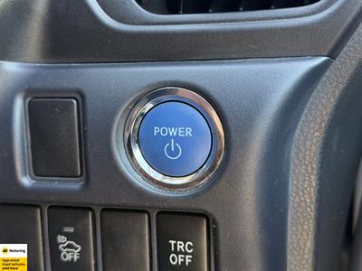 2015 Toyota Noah - Thumbnail