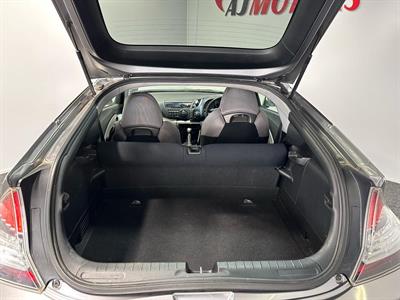 2010 Honda CR-Z - Thumbnail