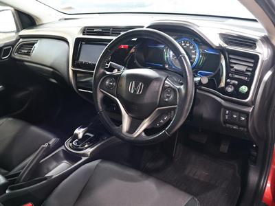 2016 Honda Grace - Thumbnail