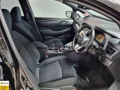 2018 Nissan Leaf - Thumbnail