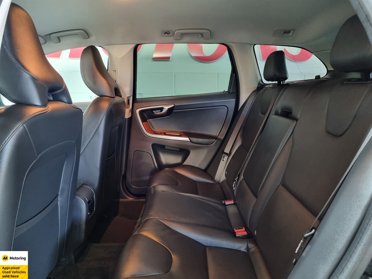 2015 Volvo XC60