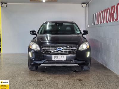 2015 Volvo XC60 - Thumbnail