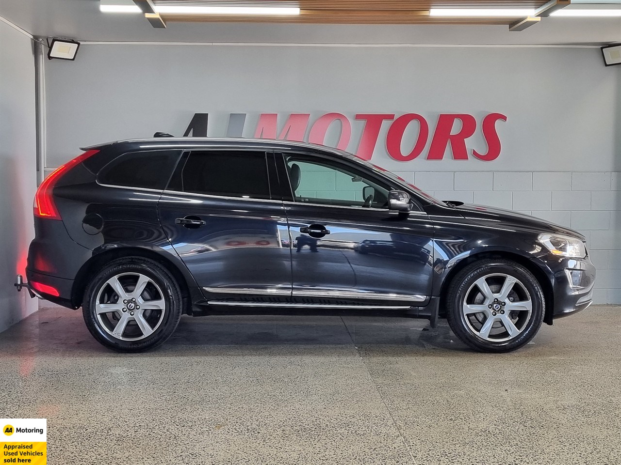 2015 Volvo XC60