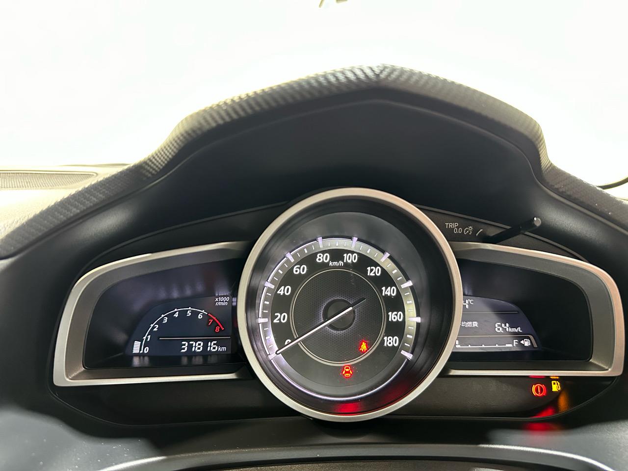 2016 Mazda Axela