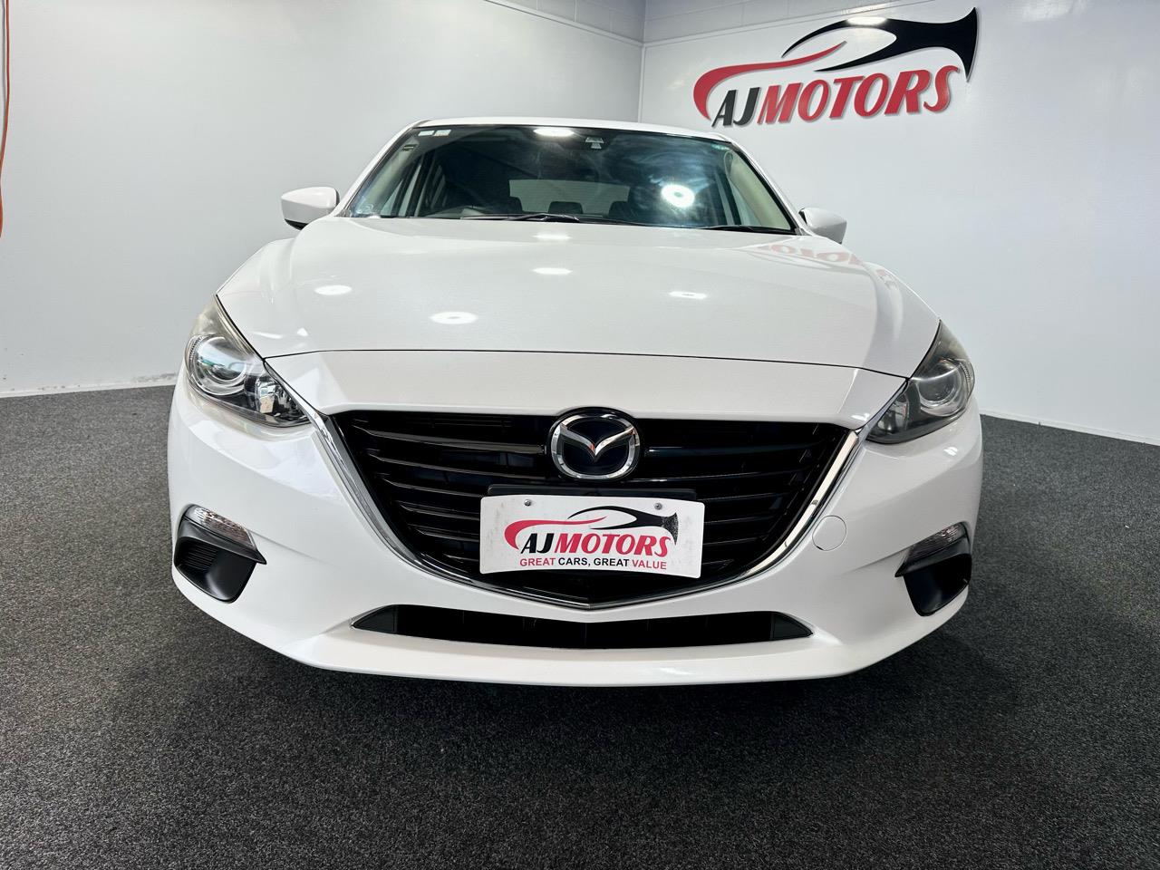 2016 Mazda Axela