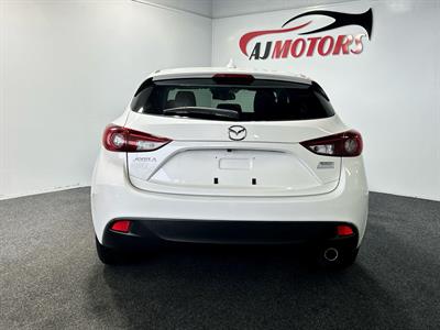 2016 Mazda Axela - Thumbnail