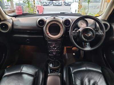 2011 BMW Mini Cooper - Thumbnail