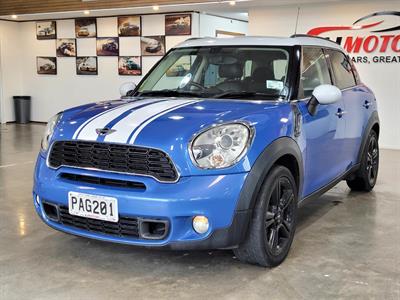 2011 BMW Mini Cooper - Thumbnail
