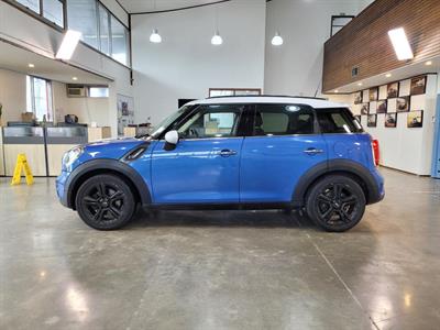 2011 BMW Mini Cooper - Thumbnail