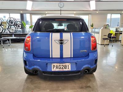 2011 BMW Mini Cooper - Thumbnail