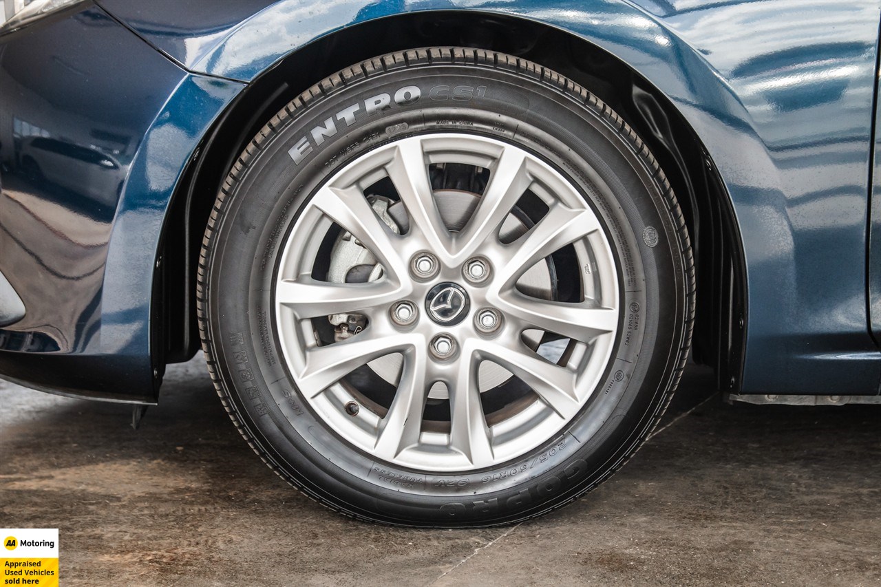 2014 Mazda Axela