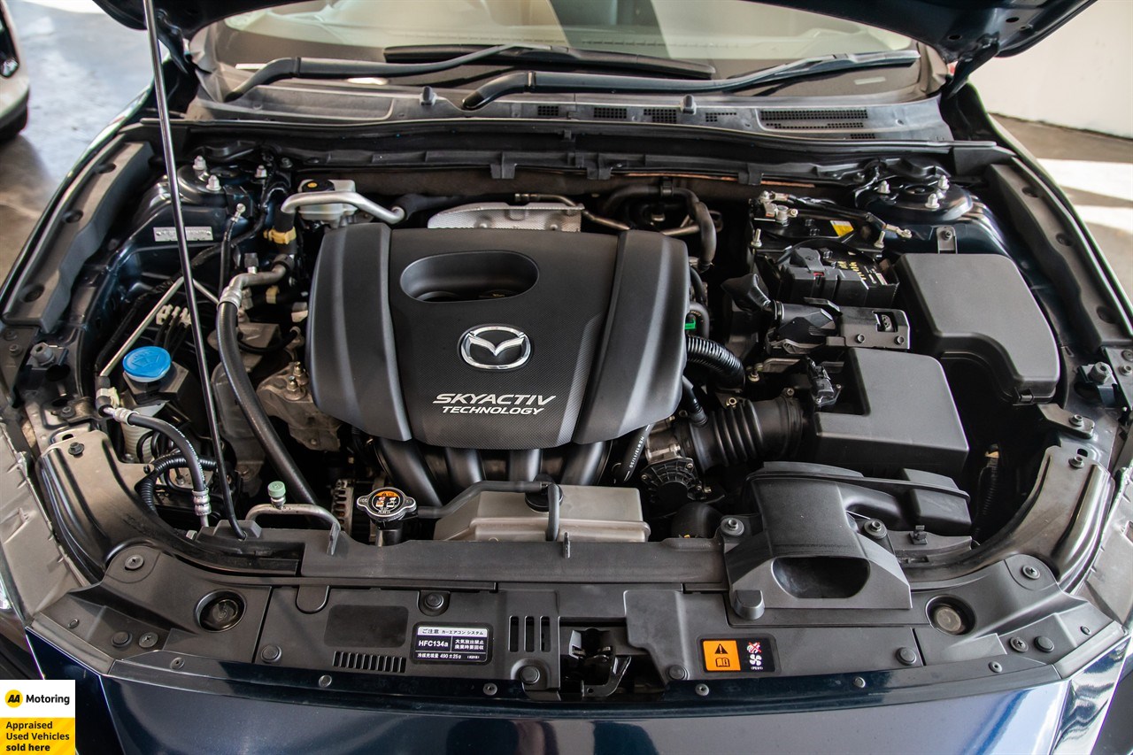 2014 Mazda Axela