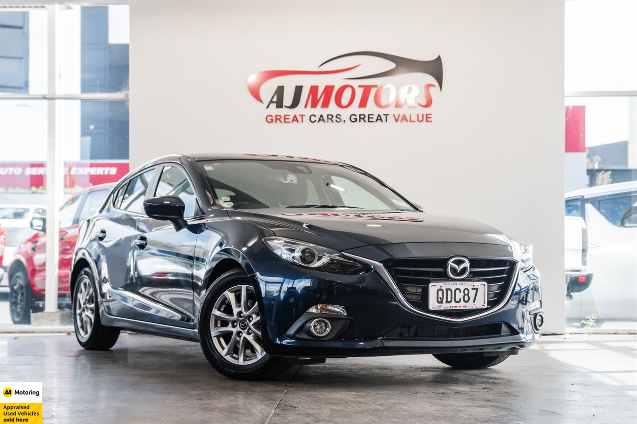 2014 Mazda Axela