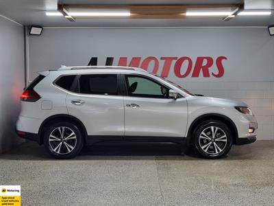 2021 Nissan X-Trail - Thumbnail