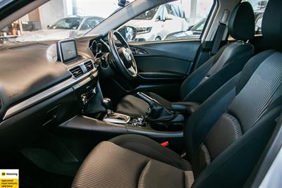 2015 Mazda Axela - Thumbnail