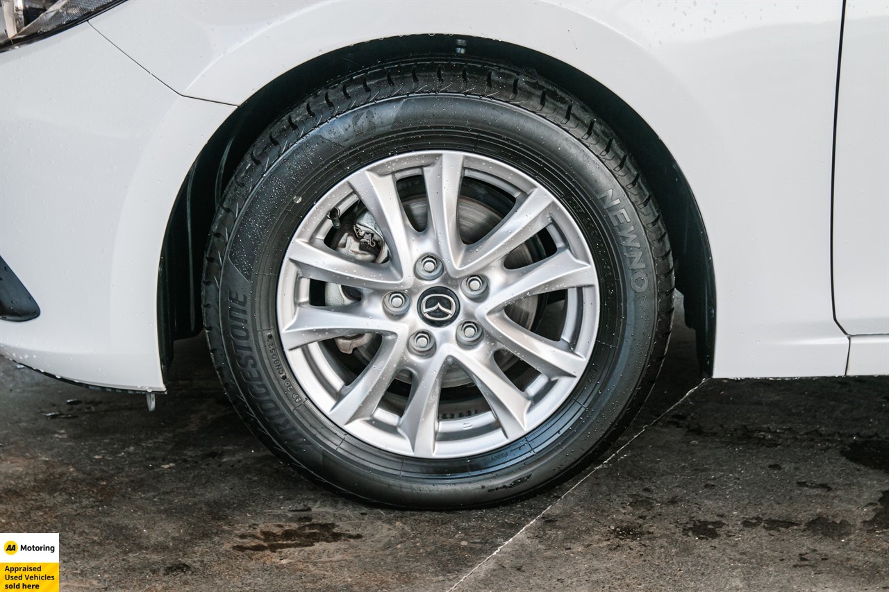 2015 Mazda Axela