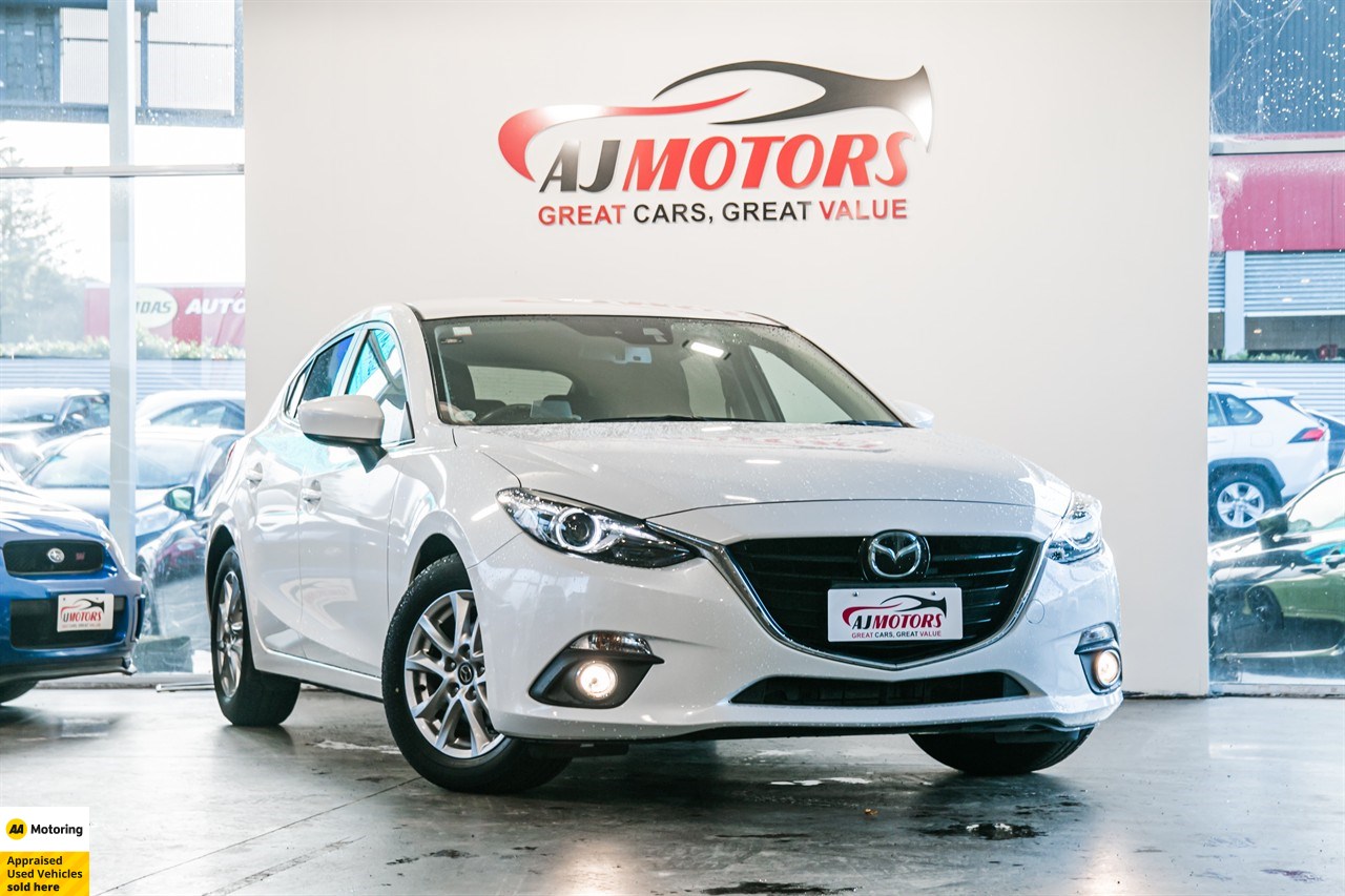 2015 Mazda Axela