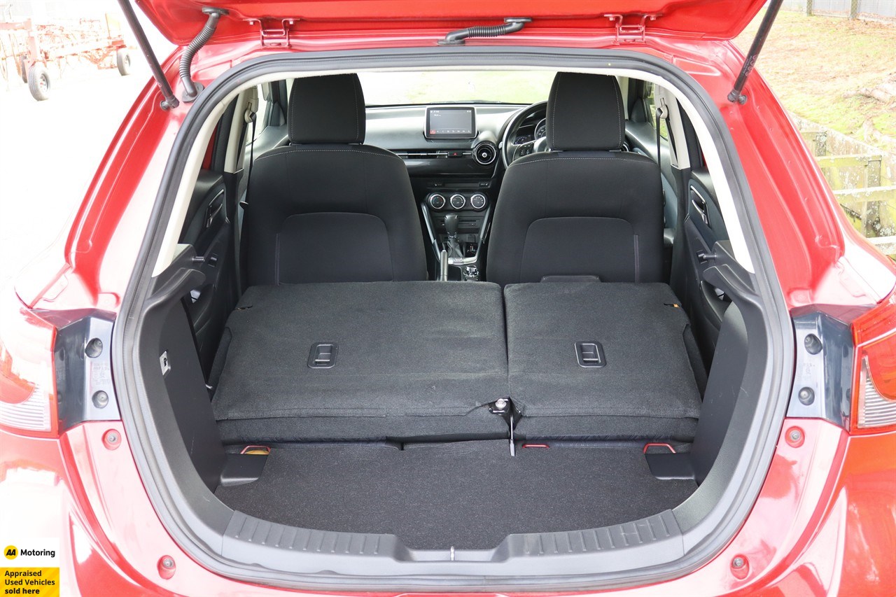 2016 Mazda Demio