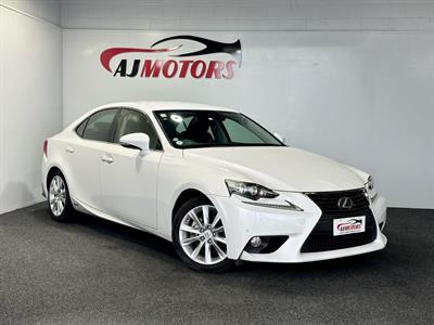 2013 Lexus IS300h