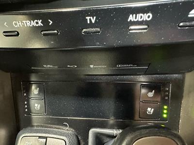 2013 Lexus IS300h - Thumbnail
