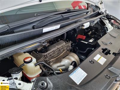 2016 Toyota Vellfire - Thumbnail