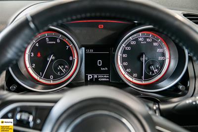 2022 Suzuki Swift - Thumbnail