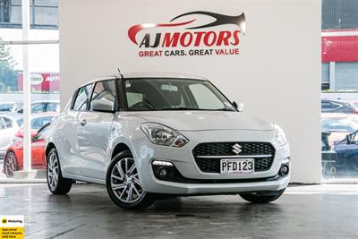 2022 Suzuki Swift - Thumbnail