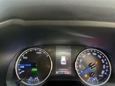 2019 Toyota RAV4 - Thumbnail