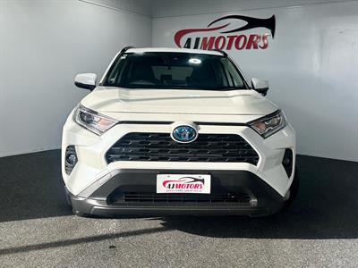 2019 Toyota RAV4 - Thumbnail