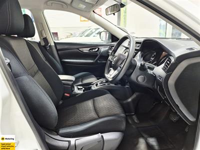 2022 Nissan X-Trail - Thumbnail