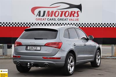 2011 Audi Q5 - Thumbnail