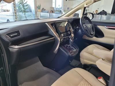 2017 Toyota Vellfire - Thumbnail