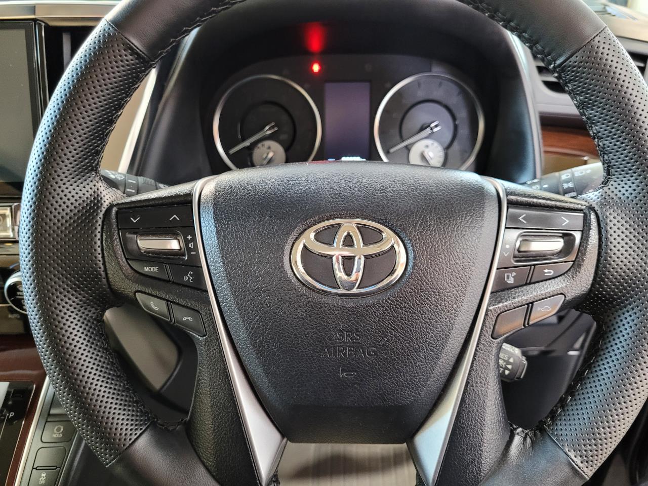 2017 Toyota Vellfire