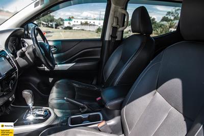 2019 Nissan Navara - Thumbnail