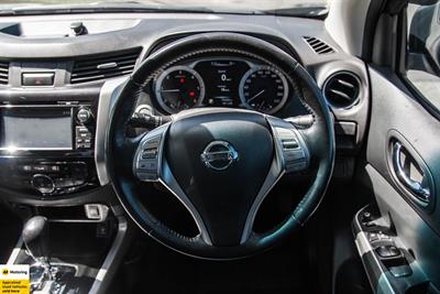 2019 Nissan Navara - Thumbnail