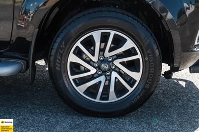 2019 Nissan Navara - Thumbnail