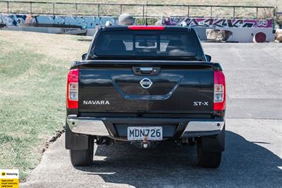 2019 Nissan Navara - Thumbnail