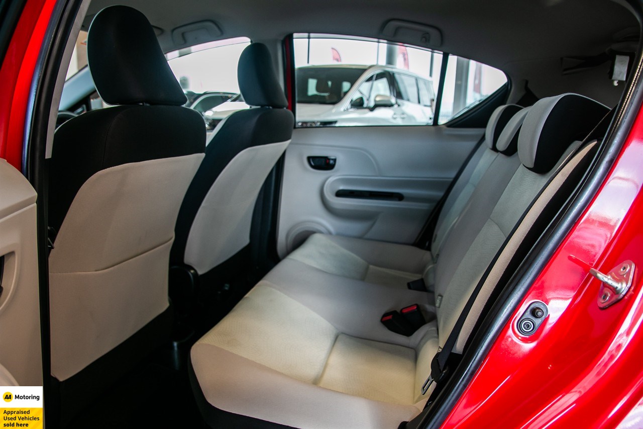 2012 Toyota Aqua