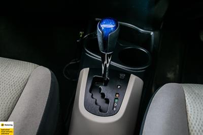 2012 Toyota Aqua - Thumbnail