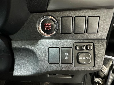 2012 Toyota Ractis - Thumbnail