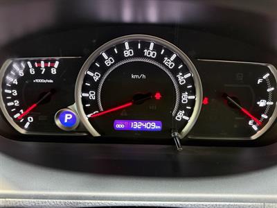 2014 Toyota Voxy - Thumbnail