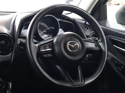 2020 Mazda 2 - Thumbnail