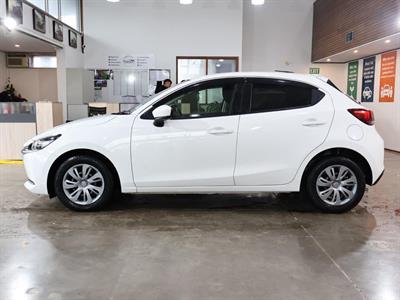 2020 Mazda 2 - Thumbnail