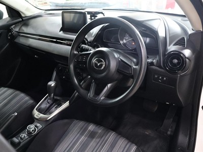 2020 Mazda 2 - Thumbnail